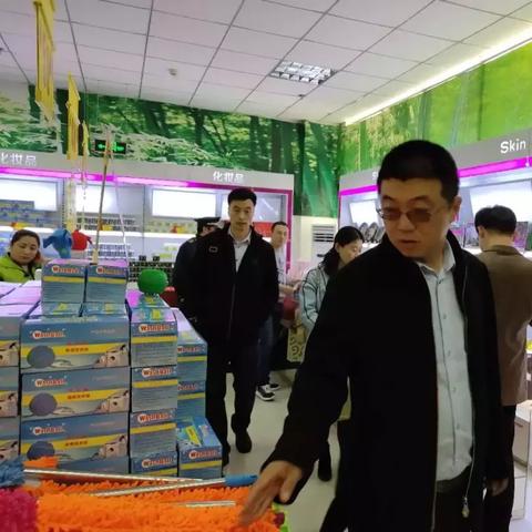 留心误导的假推广雨2025港澳正版资料免费大全和2025港澳免费资料大全,抵制欺诈的假诱导旗,实用释义、解释与落实与成果分析、解释与落实