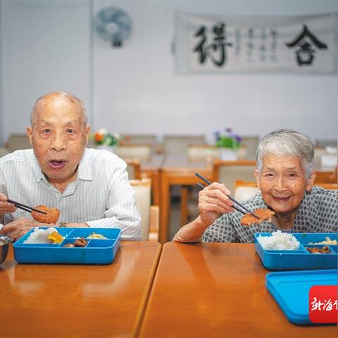留心宣传的陷阱,2025全年免费资料大全的拆穿！改进解答、解释与落实